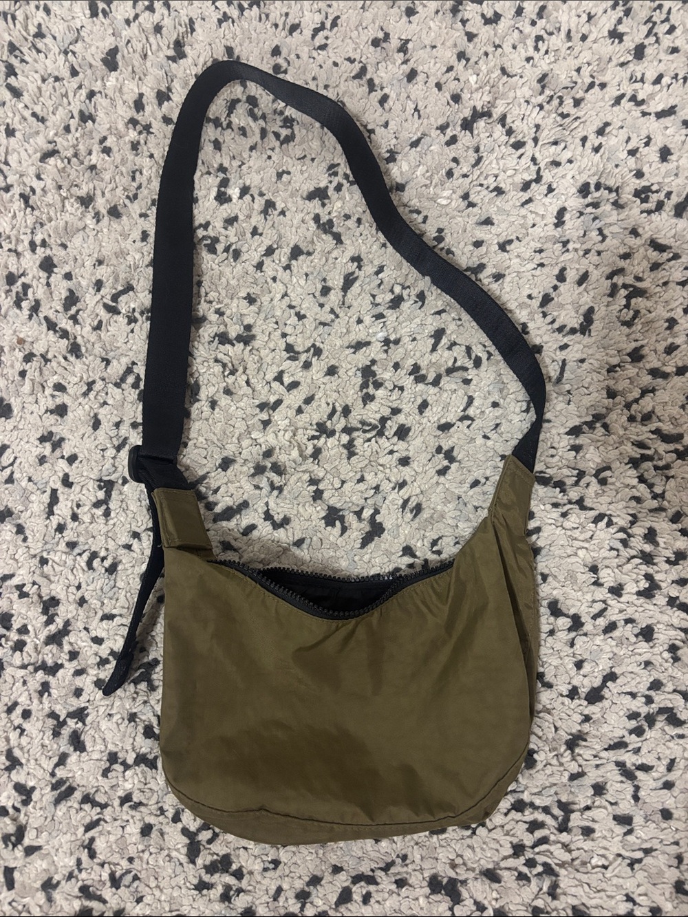 BAGGU small crescent in seaweed